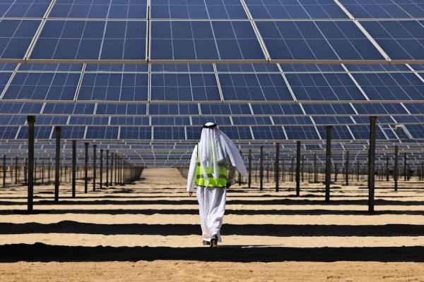 პერსპექტივები Photovoltaic პროდუქტების განვითარების და დაუკრავენ პროგრამების შუა აღმოსავლეთში