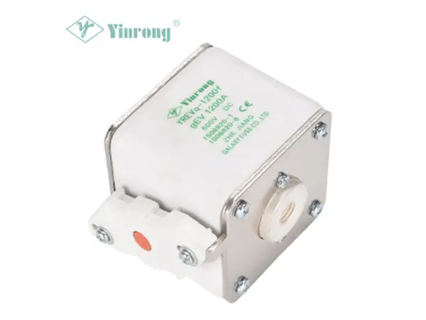 რა ფუნქცია აქვს EV Automotive-ს და EVSE Fuse-ს?