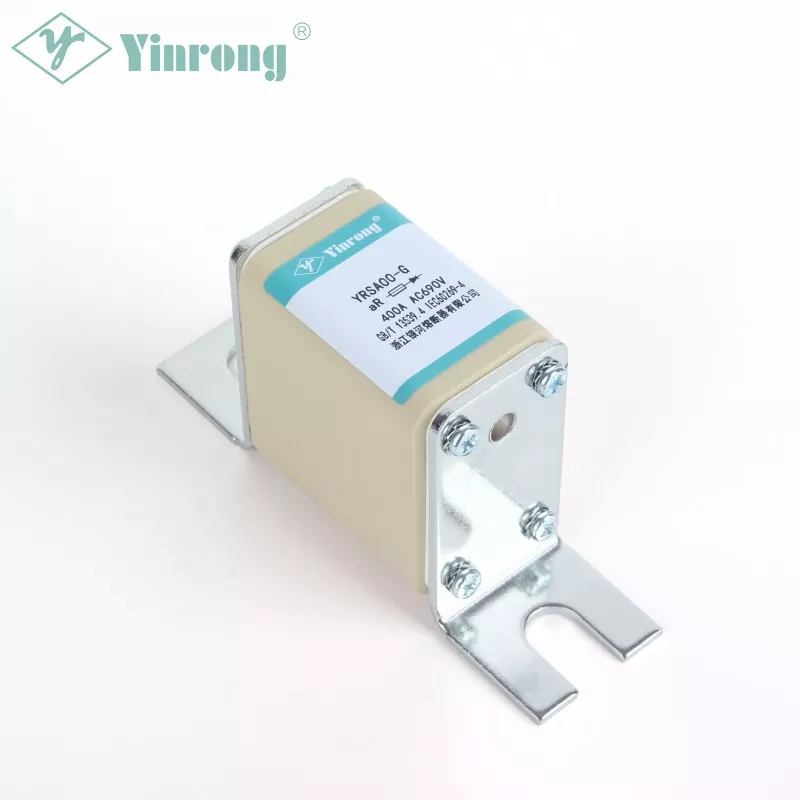 690V DIN Blade Square Body მაღალი სიჩქარის დაუკრავენ